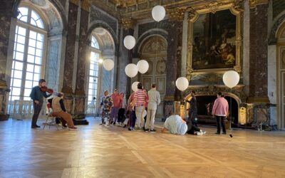 Le SAJ La Rencontre et les résidents de la Villa du Cèdre dansent au château de Versailles